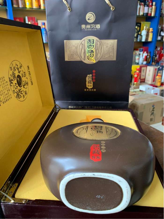 2013年习酒窖藏88君品习酒君品公斤习酒木盒君品1000毫升习酒